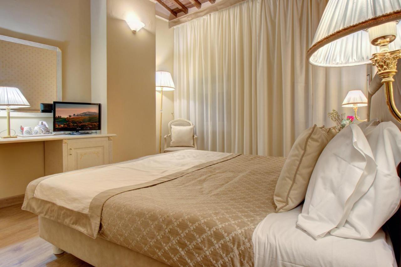 Hotel La Locanda Volterra Bagian luar foto