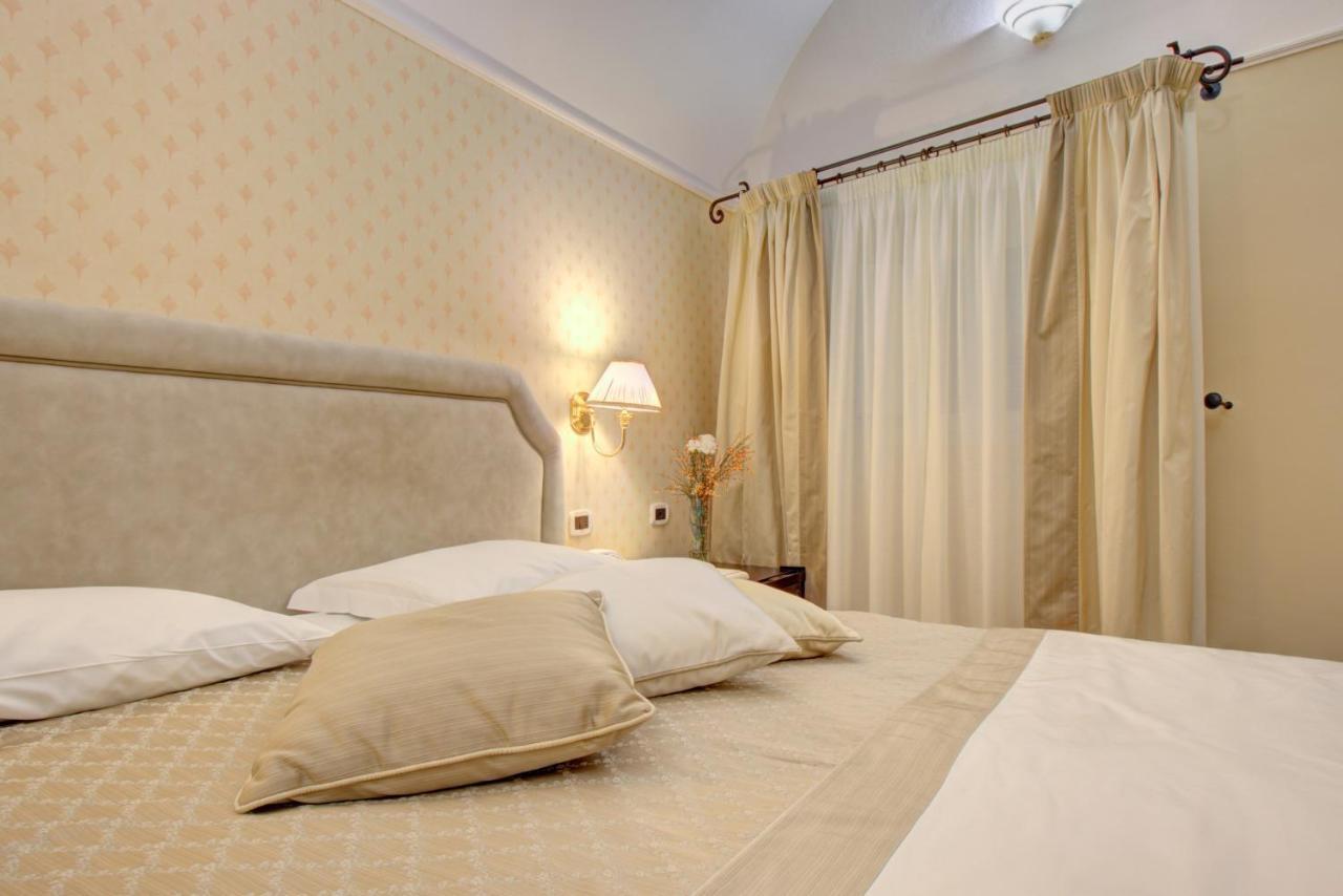 Hotel La Locanda Volterra Bagian luar foto