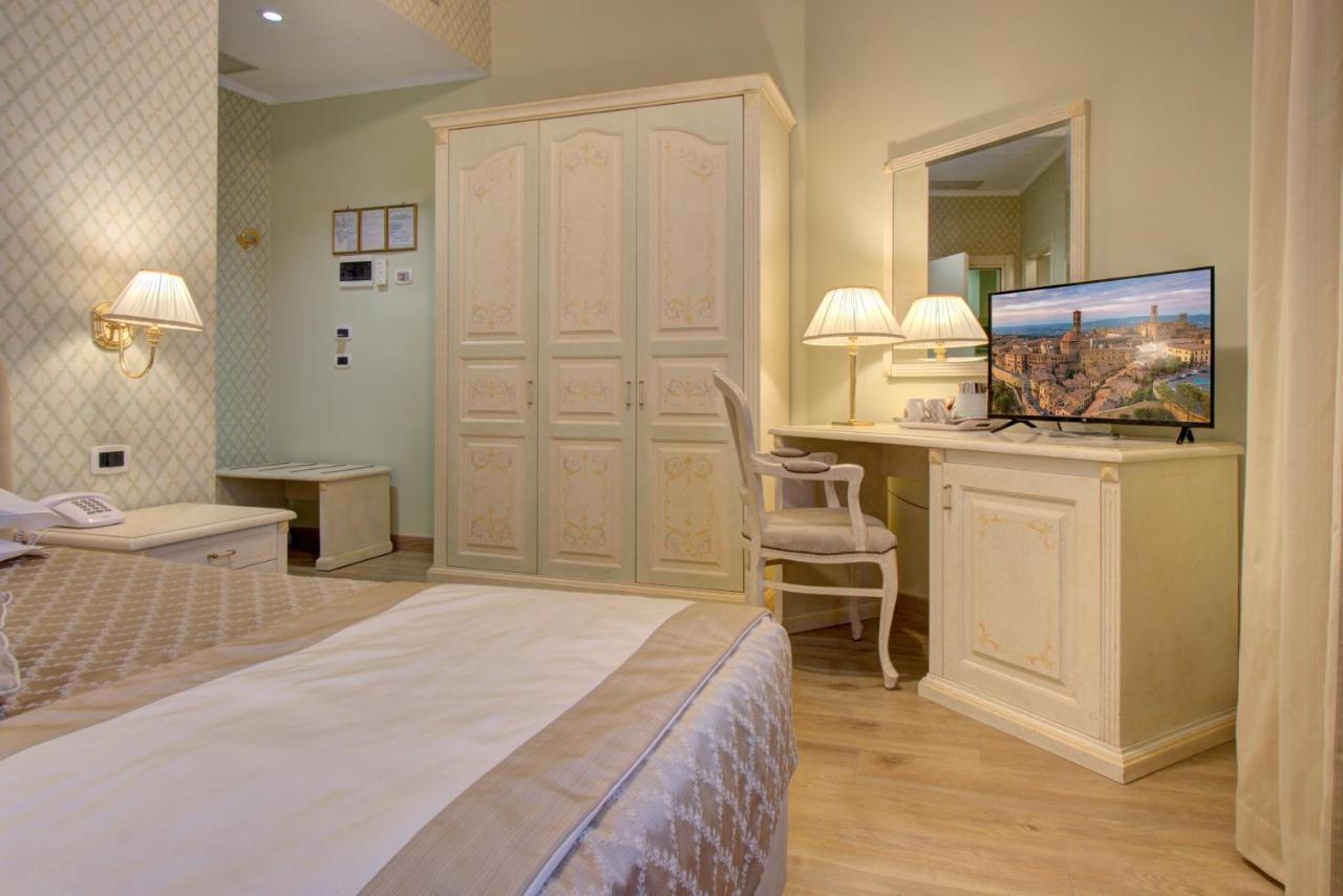 Hotel La Locanda Volterra Bagian luar foto