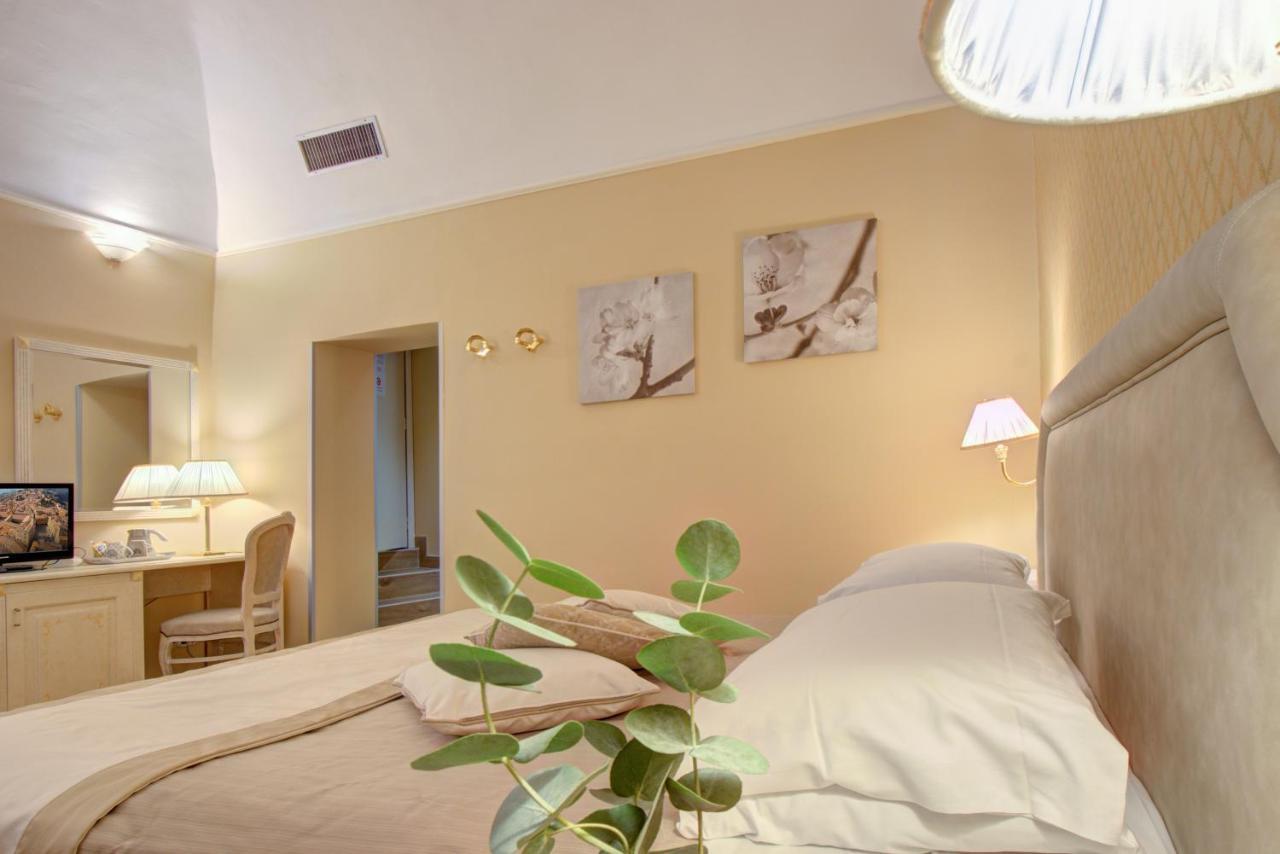 Hotel La Locanda Volterra Bagian luar foto
