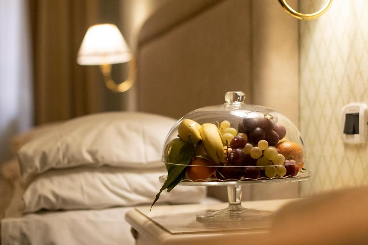 Hotel La Locanda Volterra Bagian luar foto